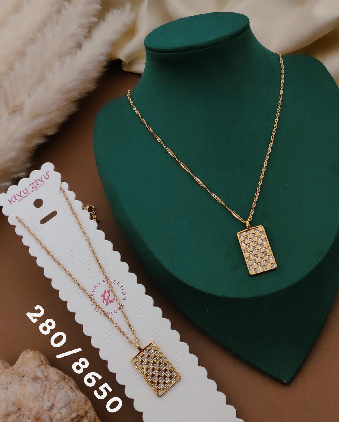 Anti-Tarnish Crystal Checkerboard Pendant Necklace – Gold Finish