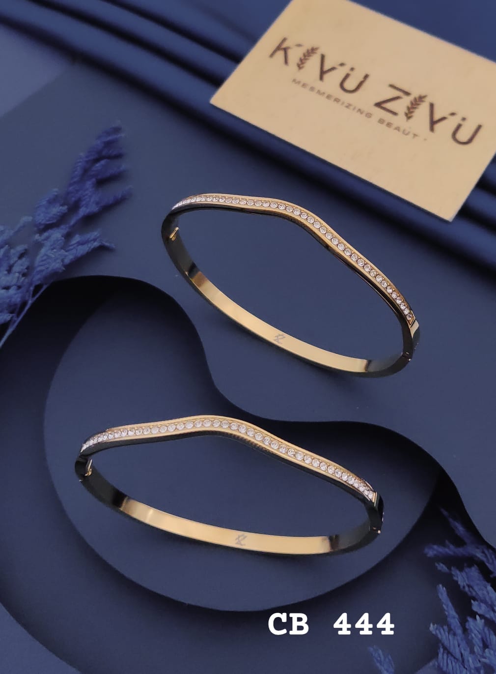 Classic Crystal Curve Gold Bracelet