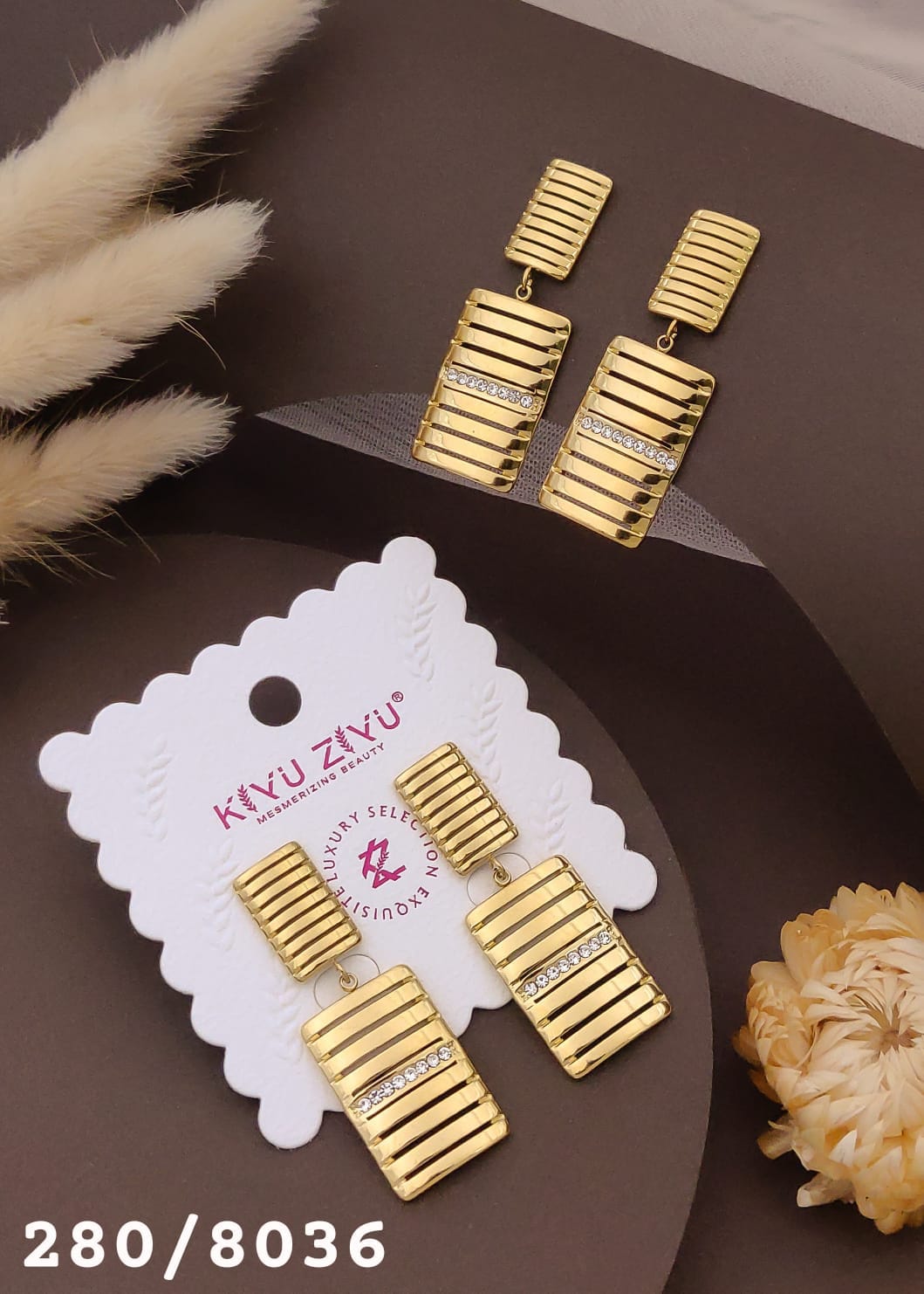 Luxury Gold Ribbed Crystal Bar Drop Earrings
