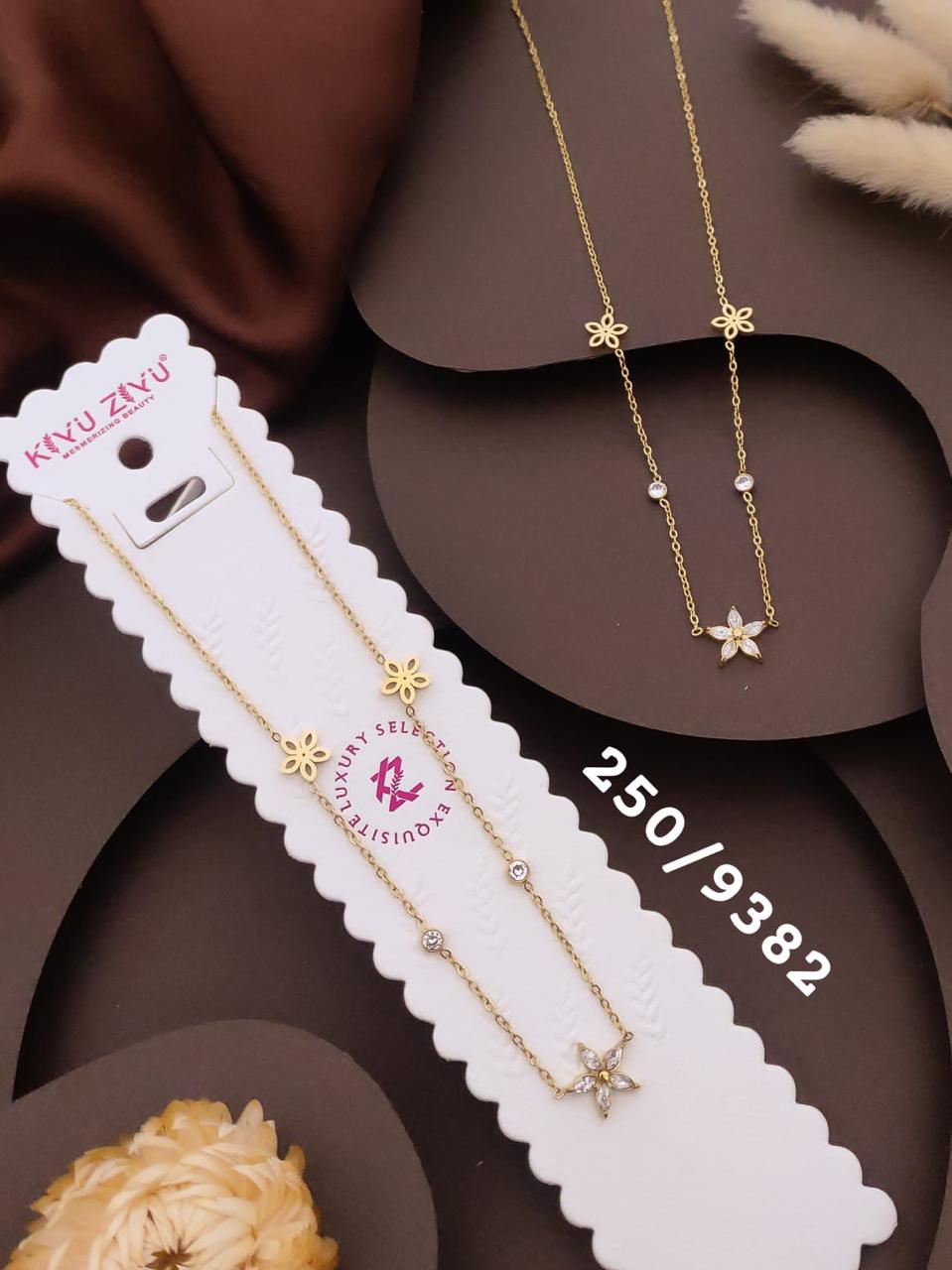 Elegant Floral Crystal Layered Necklace