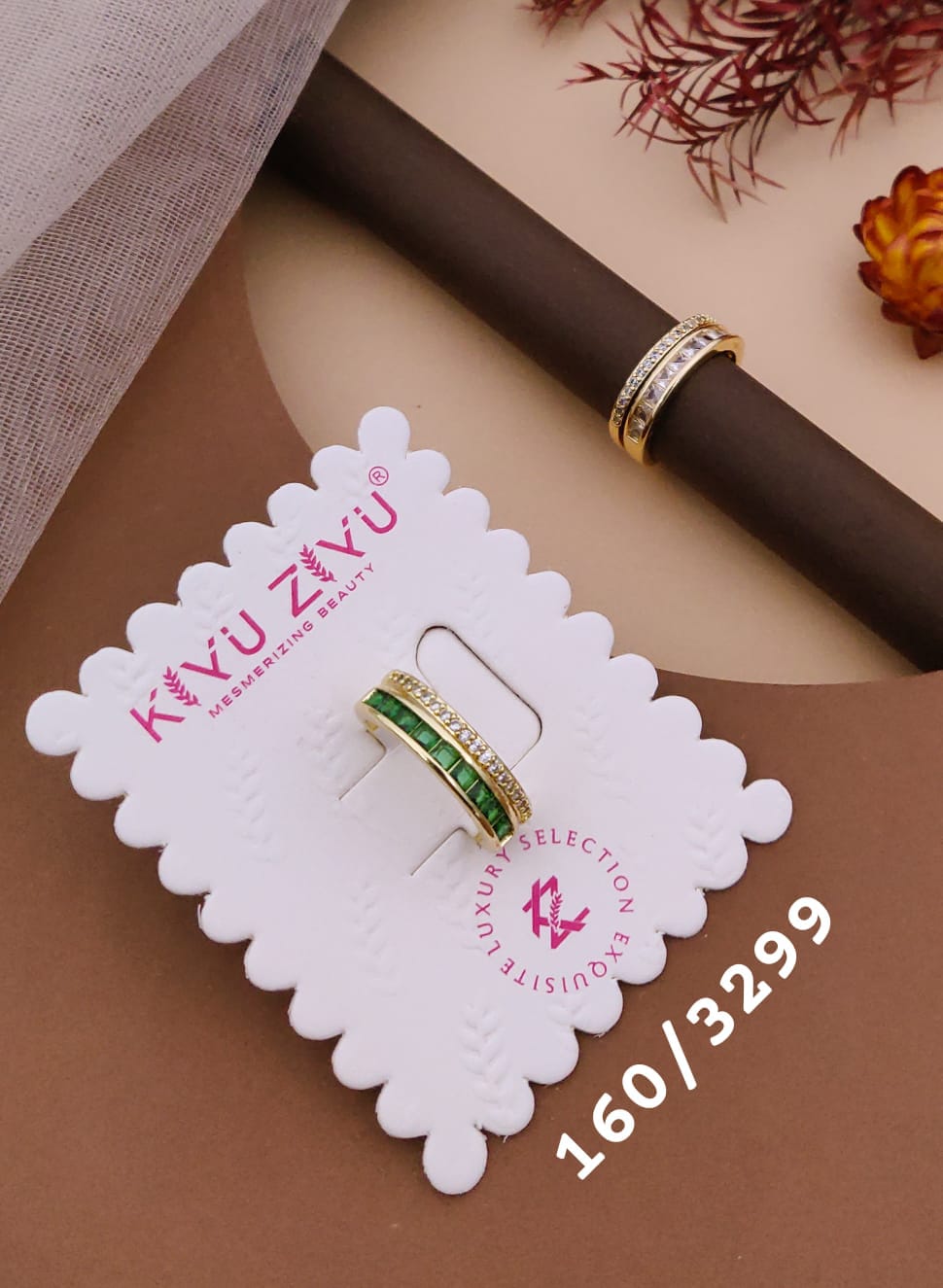 Tarnish Emerald Crystal Band Ring