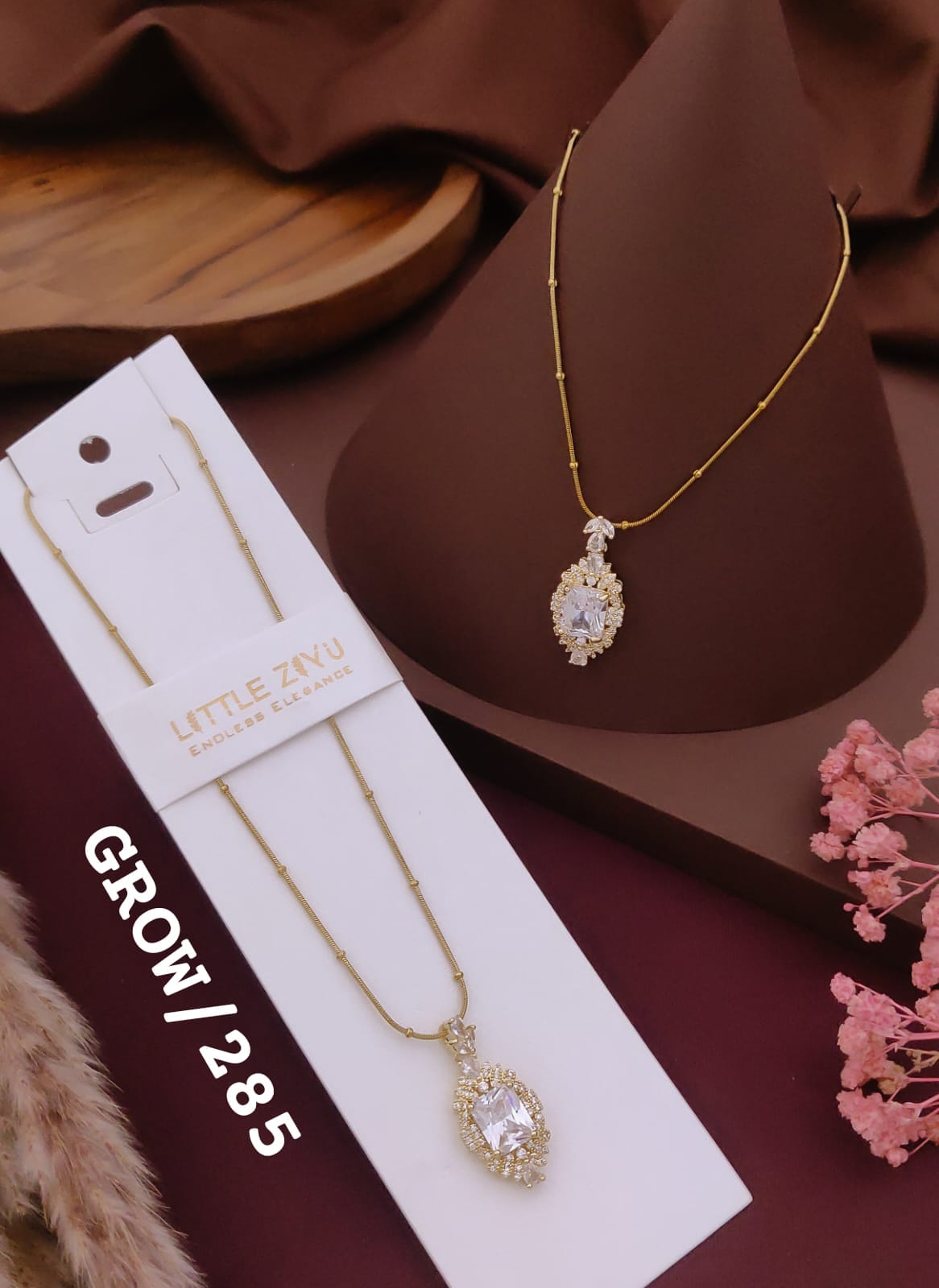 Elegant Crystal Halo Pendant Necklace