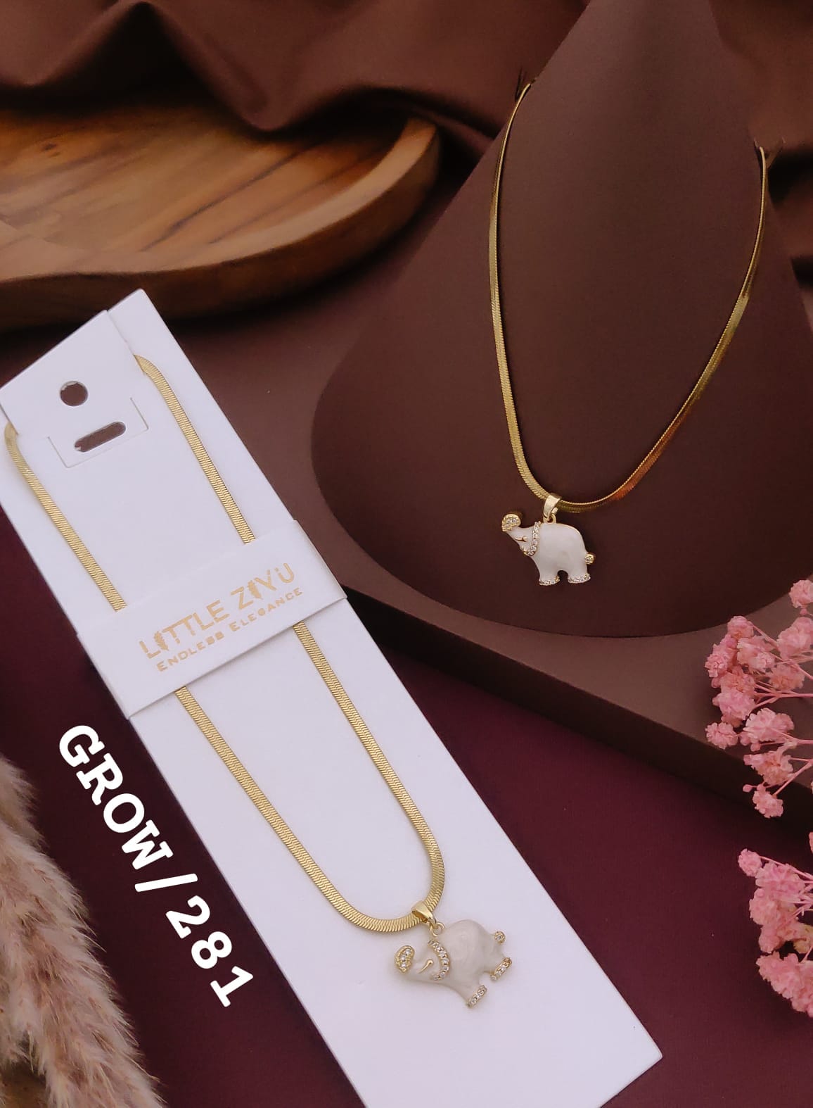 Elegant Elephant Charm Pendant Necklace