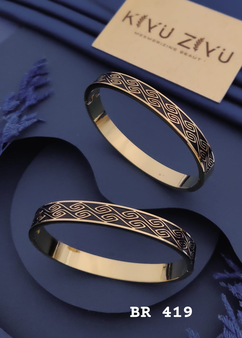 Geometric Pattern Gold Adjustable Bracelet