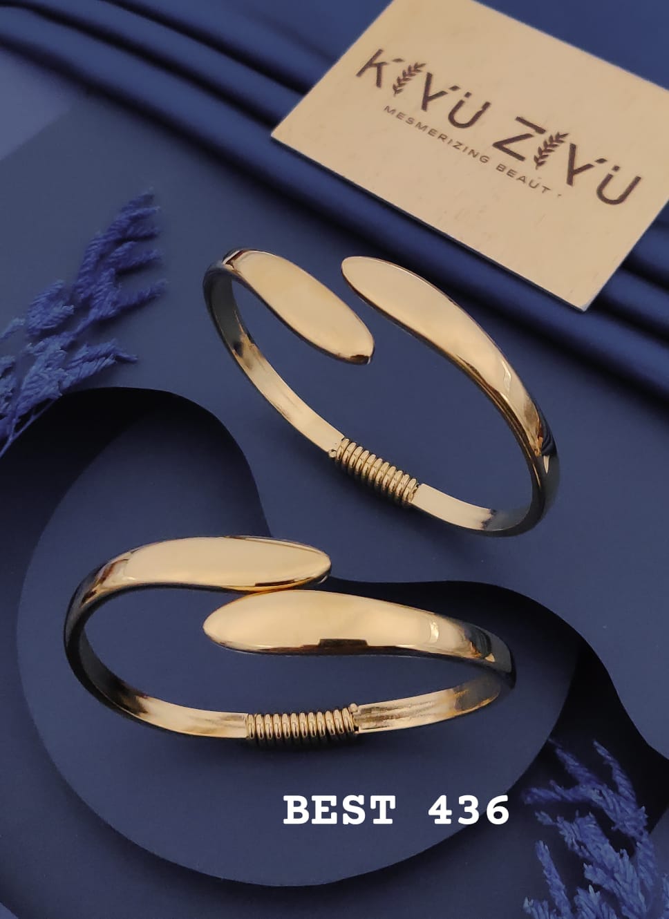Minimal Spring Gold Adjustable Bracelet