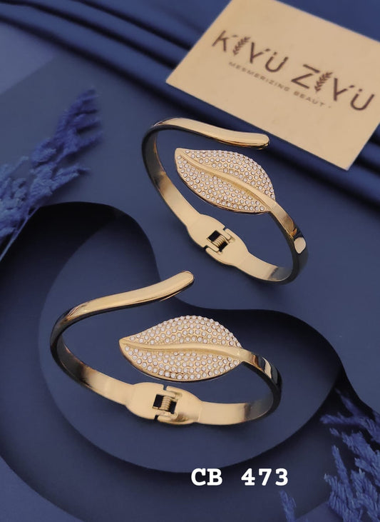 Golden Crystal Leaf Adjustable Bracelet