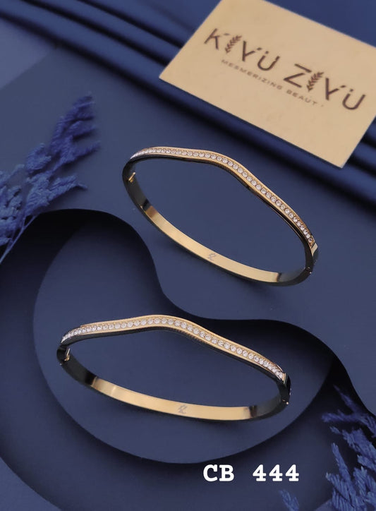 Classic Crystal Curve Gold Bracelet