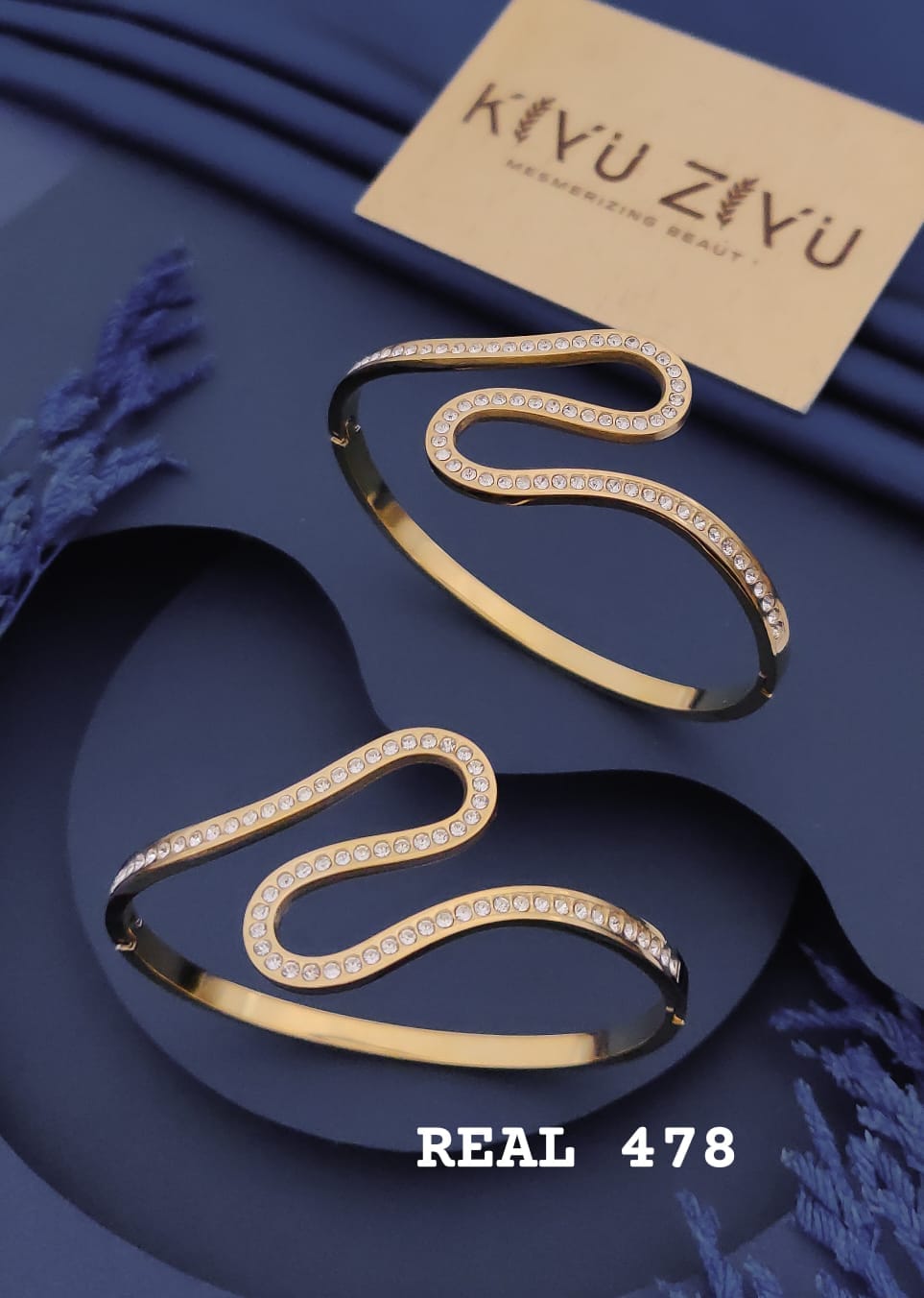 S-Shaped Crystal Gold Adjustable Bracelet