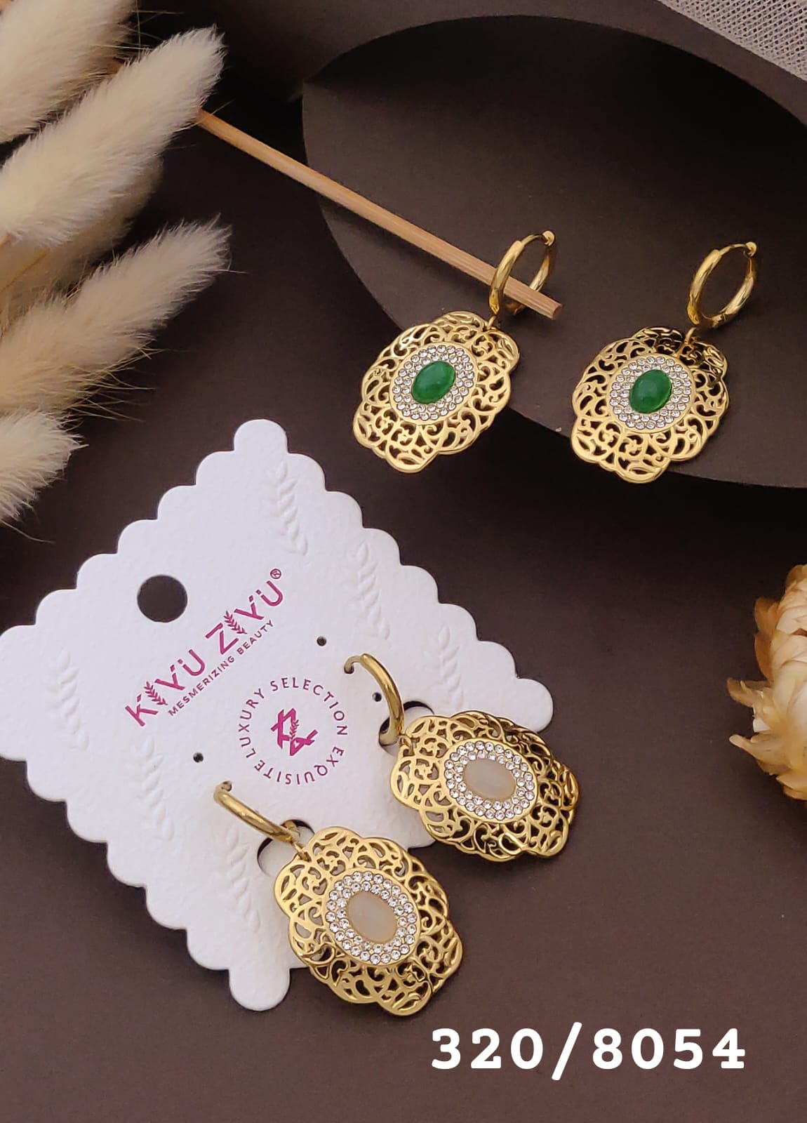 Royal Green Stone Filigree Drop Earrings