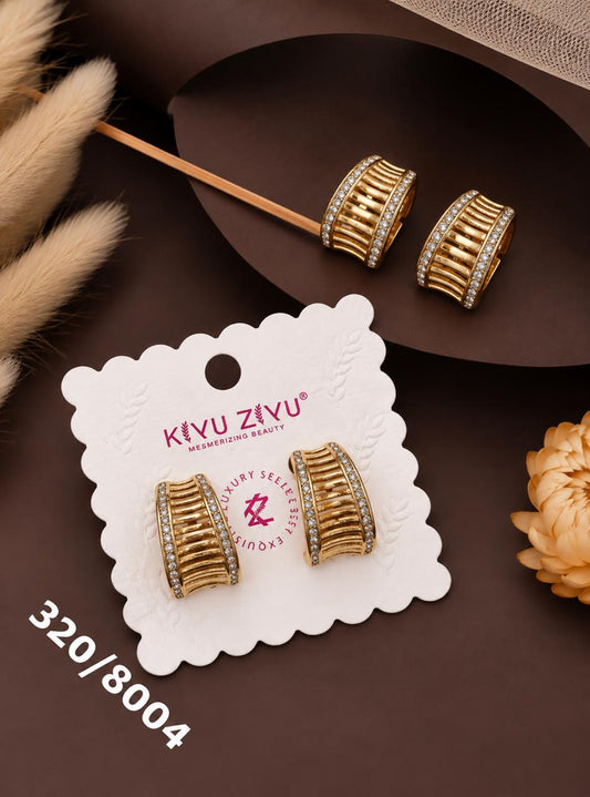 Luxury Ribbed Crystal-Edge Gold Hoop Earrings