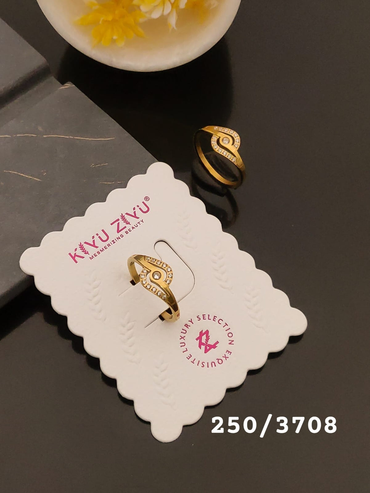 Elegant Gold-Tone Infinity Loop Crystal Ring