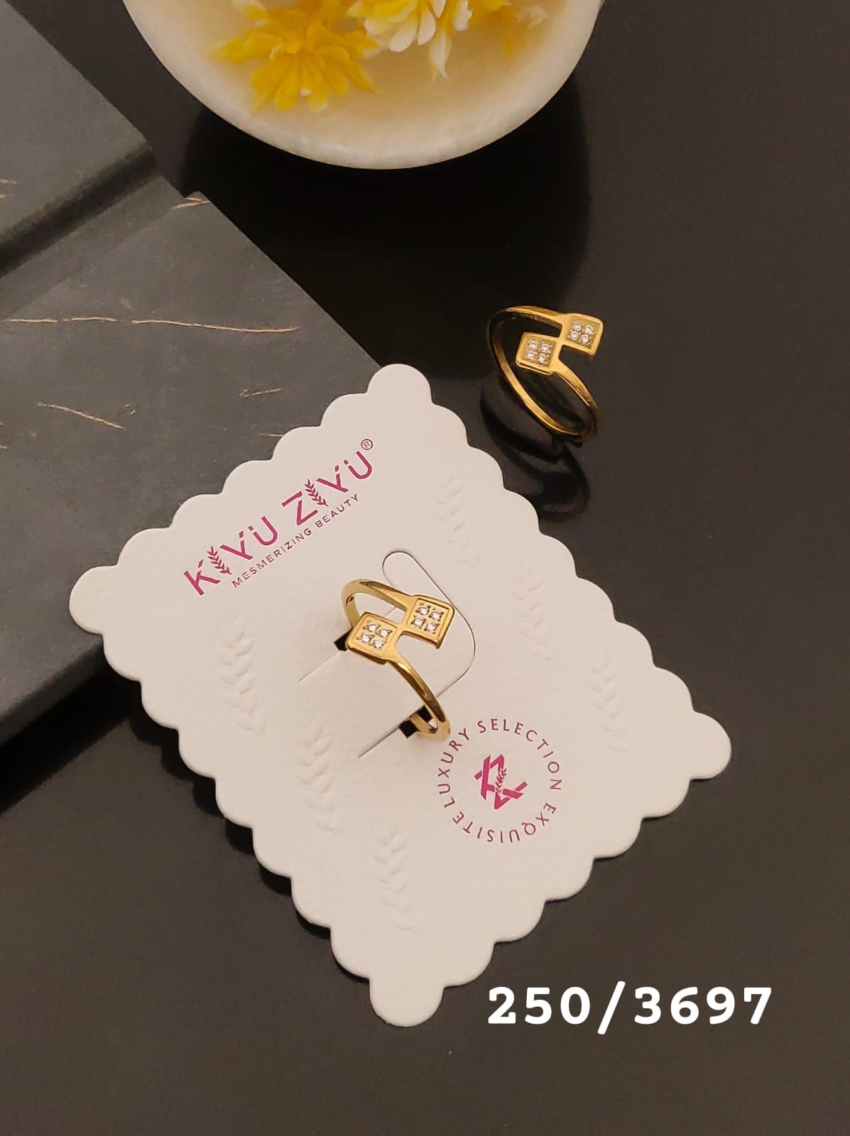 Elegant Gold-Tone Geometric Crystal Open Ring