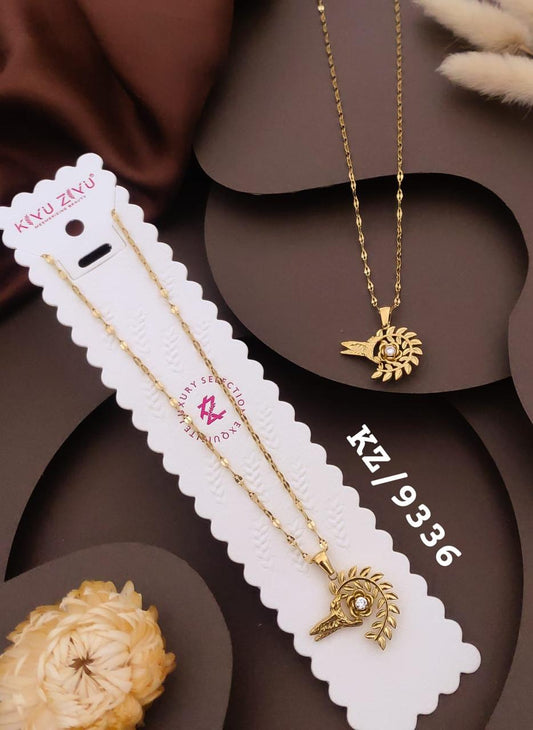 Elegant Floral Heart Charm Gold-Tone Necklace