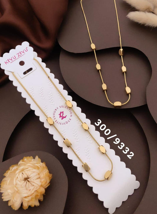Elegant Gold-Tone Geometric Bead Necklace