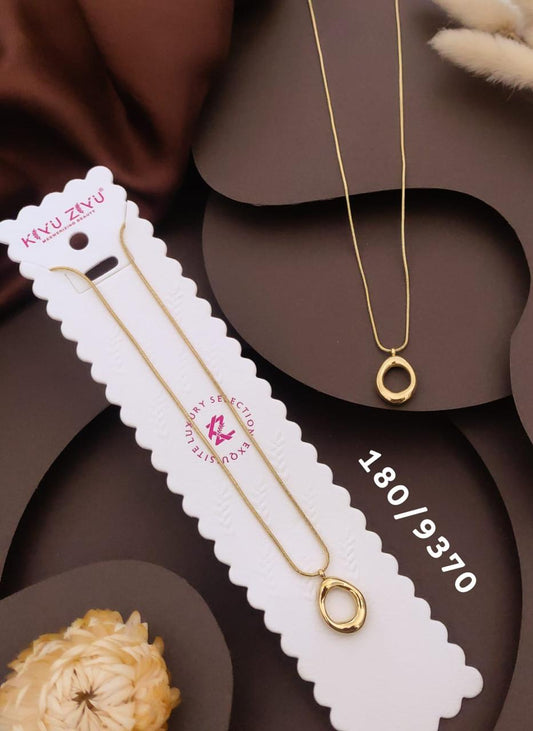 Minimalist Open Oval Gold Pendant Necklace